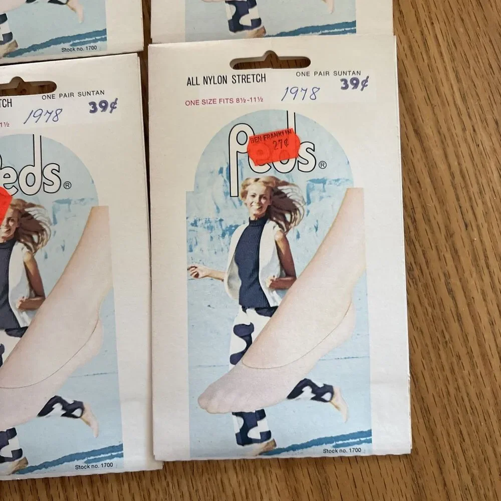 4 pk. Vintage 1970s Peds Foot Cover Suntan Sz. 8.5-11.5 New Old Stock